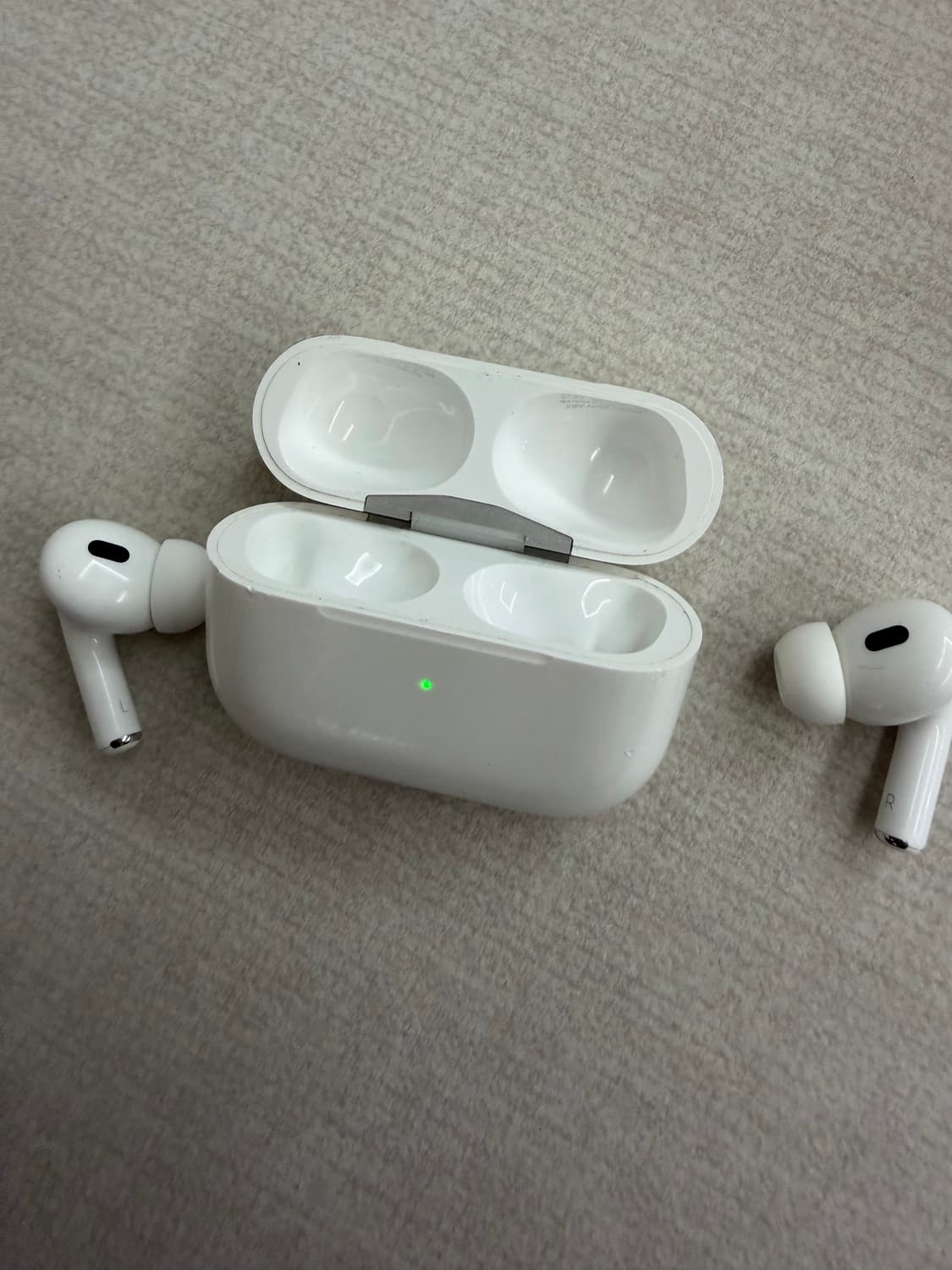 에어팟 프로 2 판매 상품이미지3