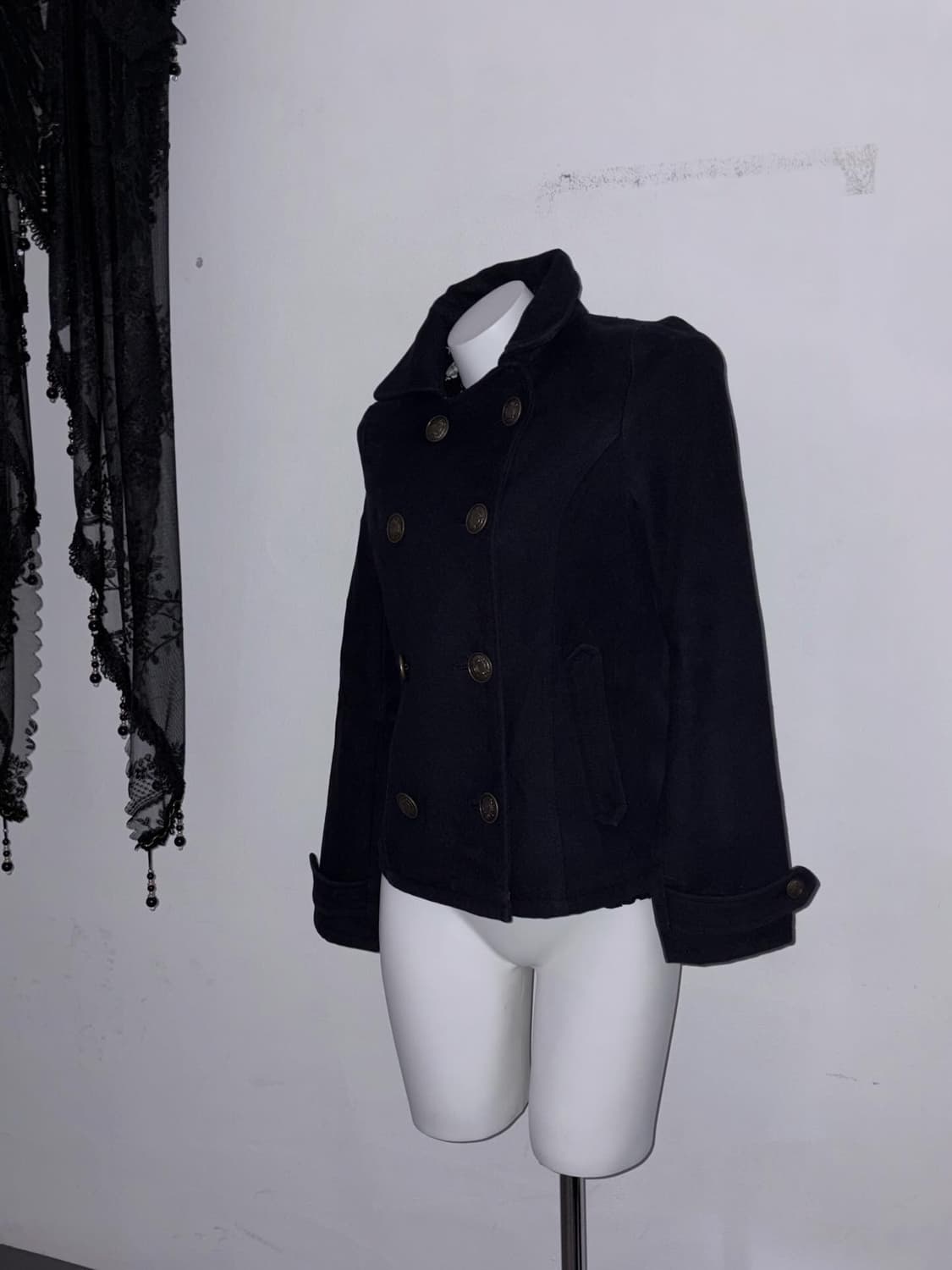 공겜여주&도쿄 코디세트 3pcs (땡땡이프릴, 00s 코트, 리본) 상품이미지4