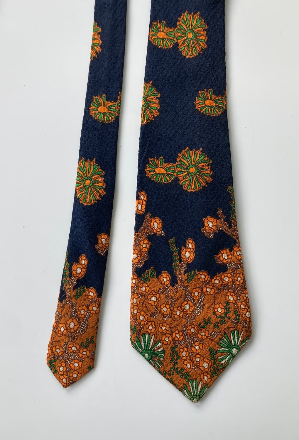 입생로랑 넥타이 상품이미지1