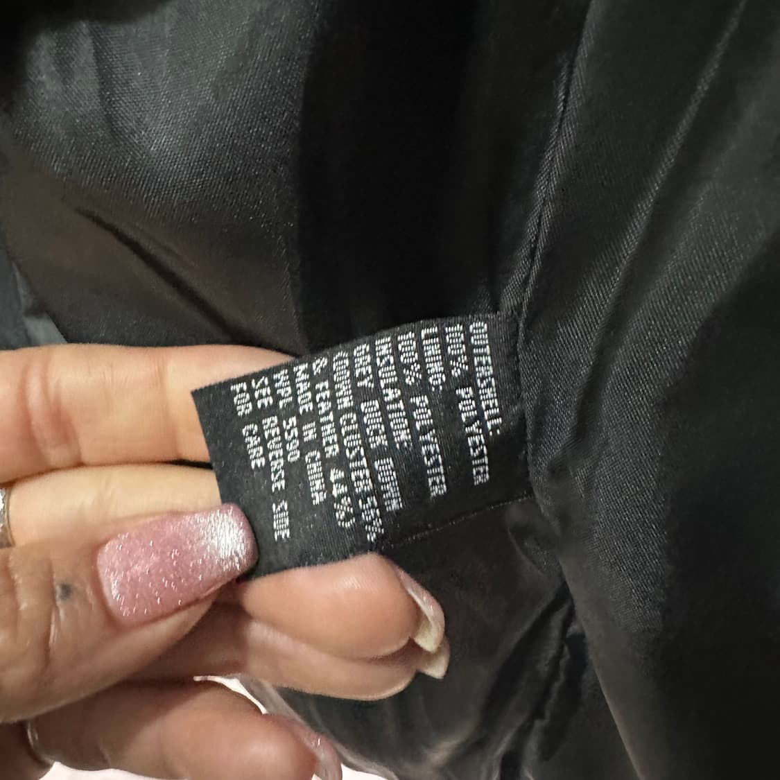 DKNY 블랙 덕다운 숏 푸퍼 패딩M 상품이미지3