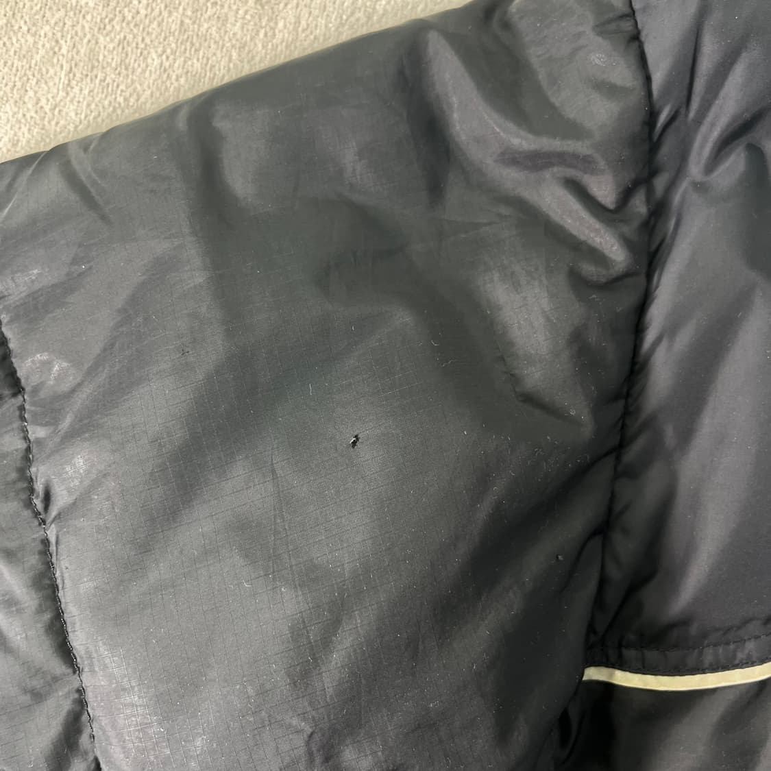 100 노스페이스 센터로고 600 경량 패딩 상품이미지8