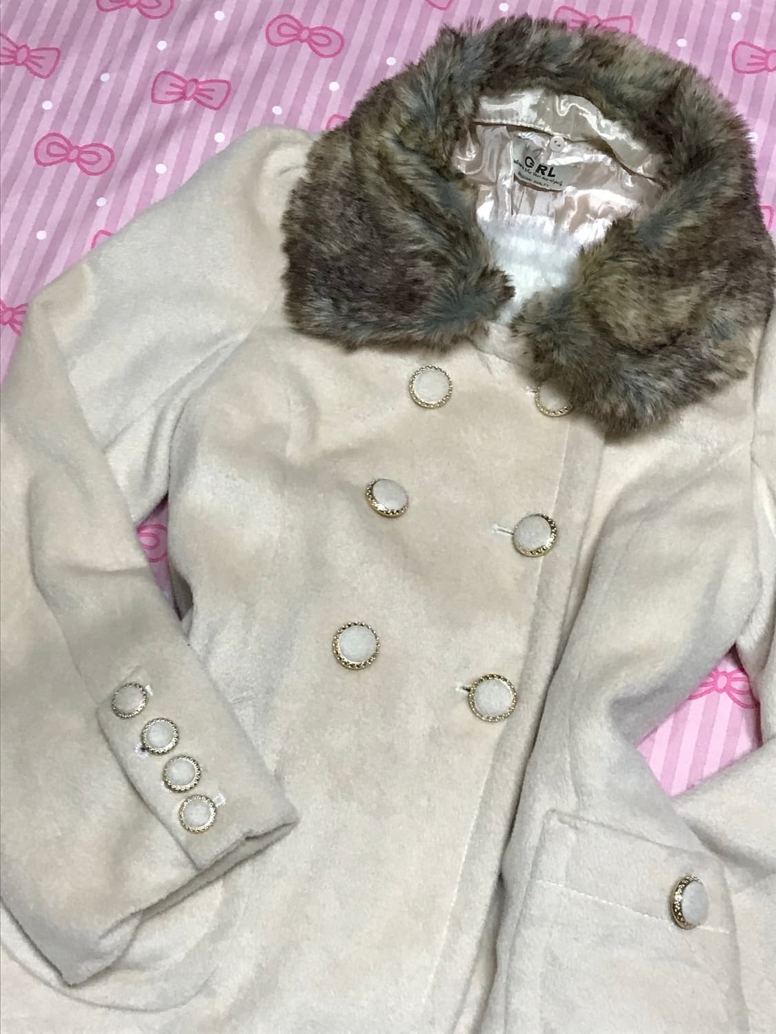 라떼맛 퍼 투버튼 코트 상품이미지2