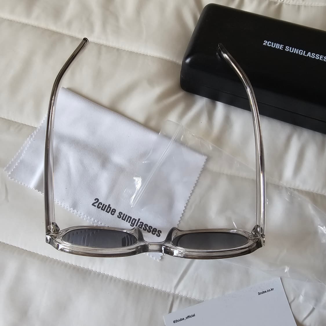 새제품) 2cube 투큐브 선글라스 반투명테  블랙 그레이 런닝 등산 상품이미지5