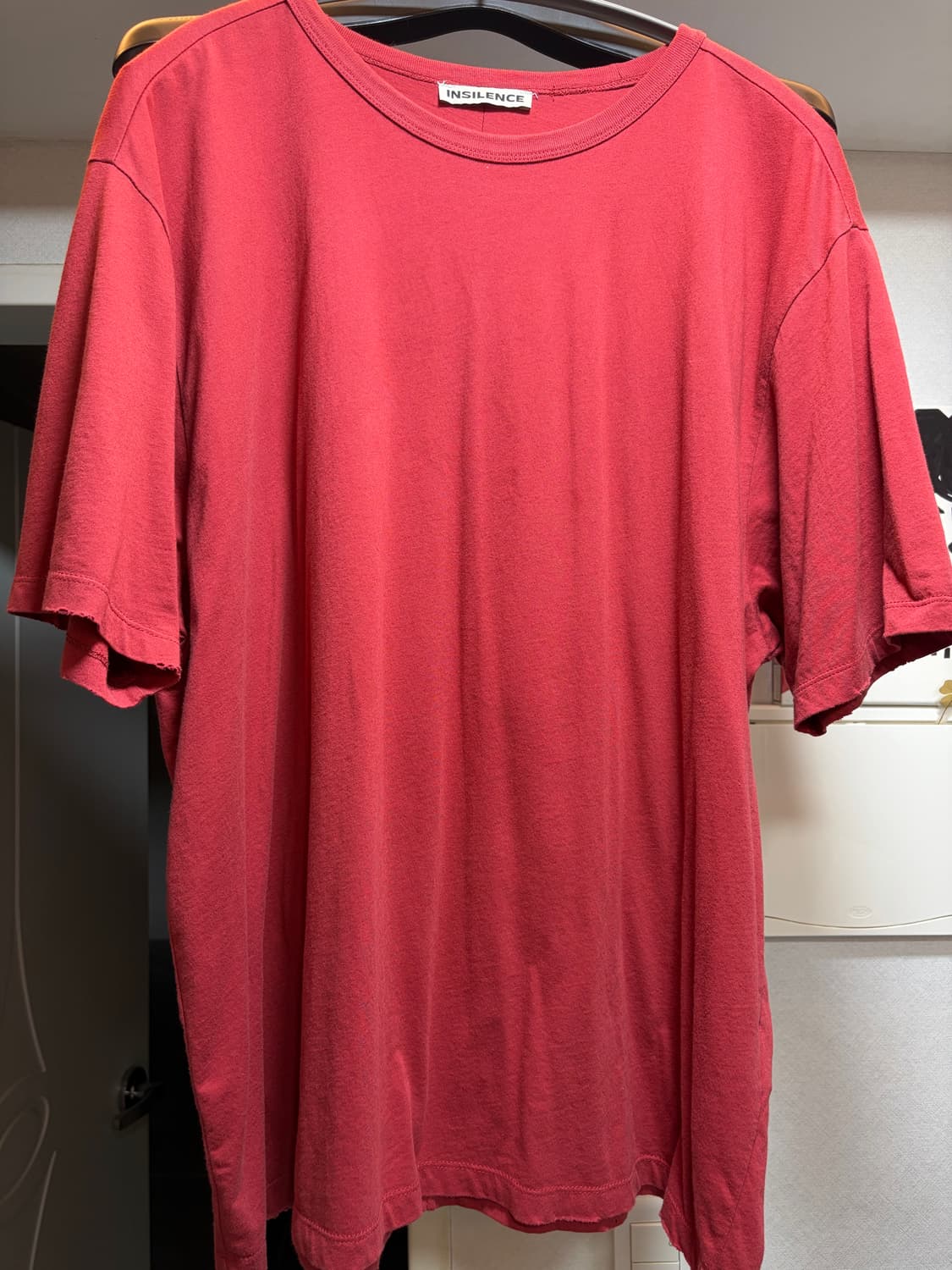 인사일런스 라이트웨이트 레귤러핏 티셔츠 RED 상품이미지3