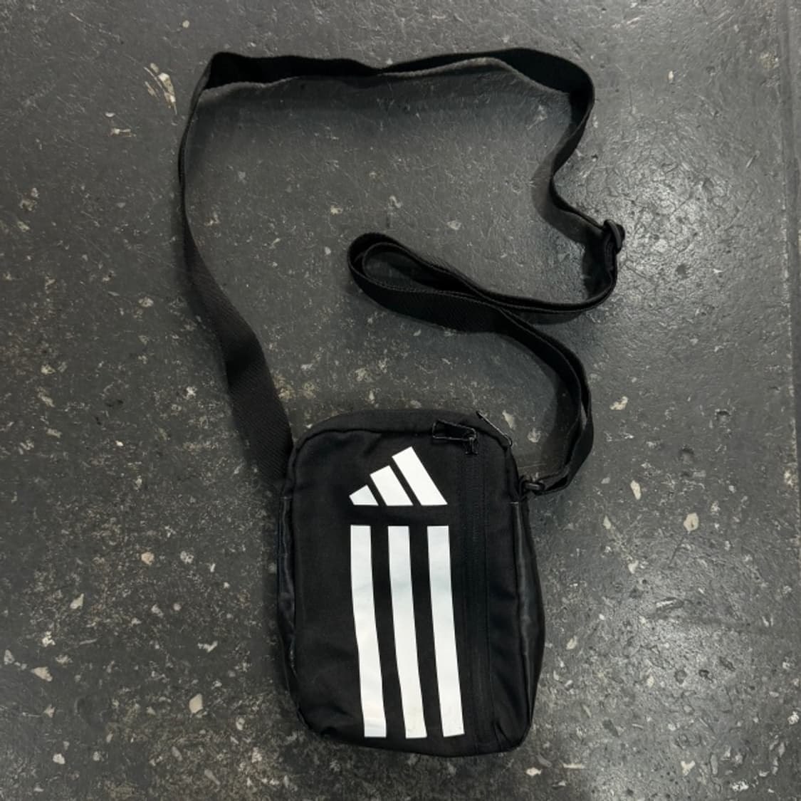 아디다스 크로스백 상품이미지1