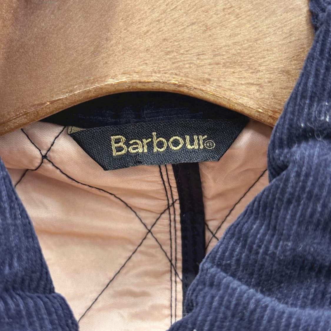 바버 퀄팅 자켓 스냅버튼 코듀로이 카라 포켓 디테일 슬림핏 네이비 상품이미지7