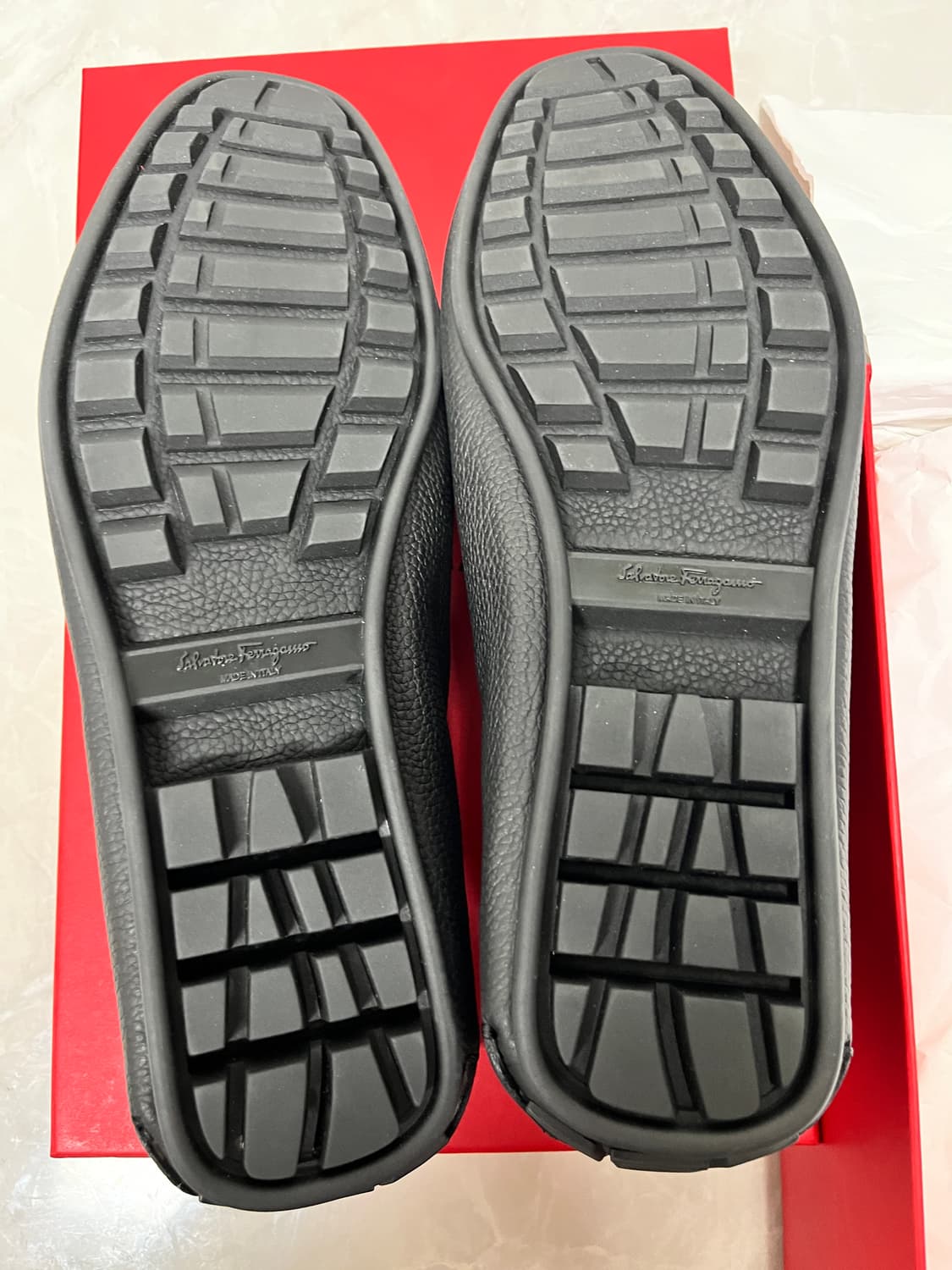 새상품)페라가모 남성 로퍼 CANCUN 블랙 8D (270추천) 상품이미지5