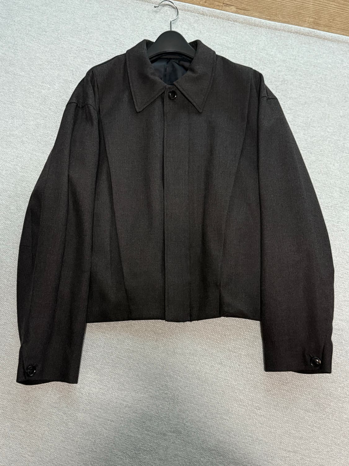 플리츠드 울 자켓 (멜란지브라운차콜) 상품이미지1