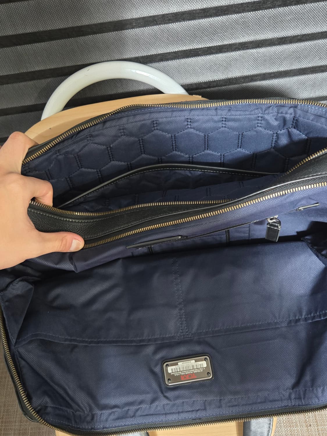 (정품) [투미] 해리슨 브리프 케이스 판매합니다. 상품이미지9