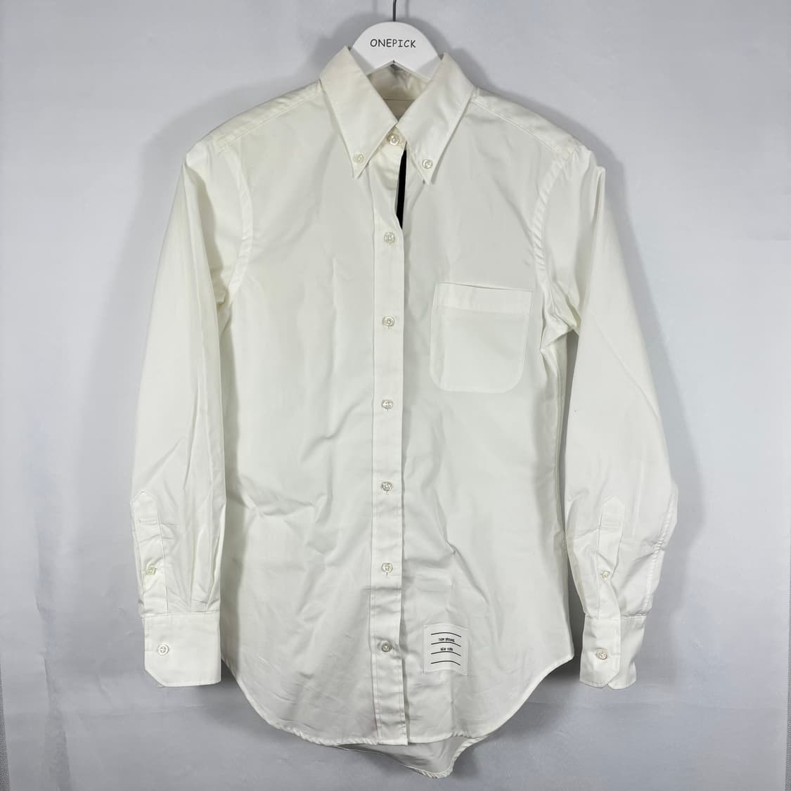 (정품)W 톰브라운 삼선 로고 패치 코튼 셔츠 38 상품이미지1