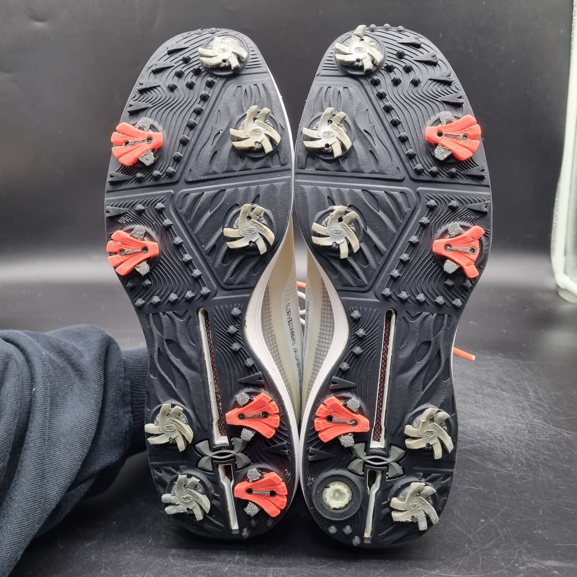 언더아머  남성골프화 280 상품이미지3