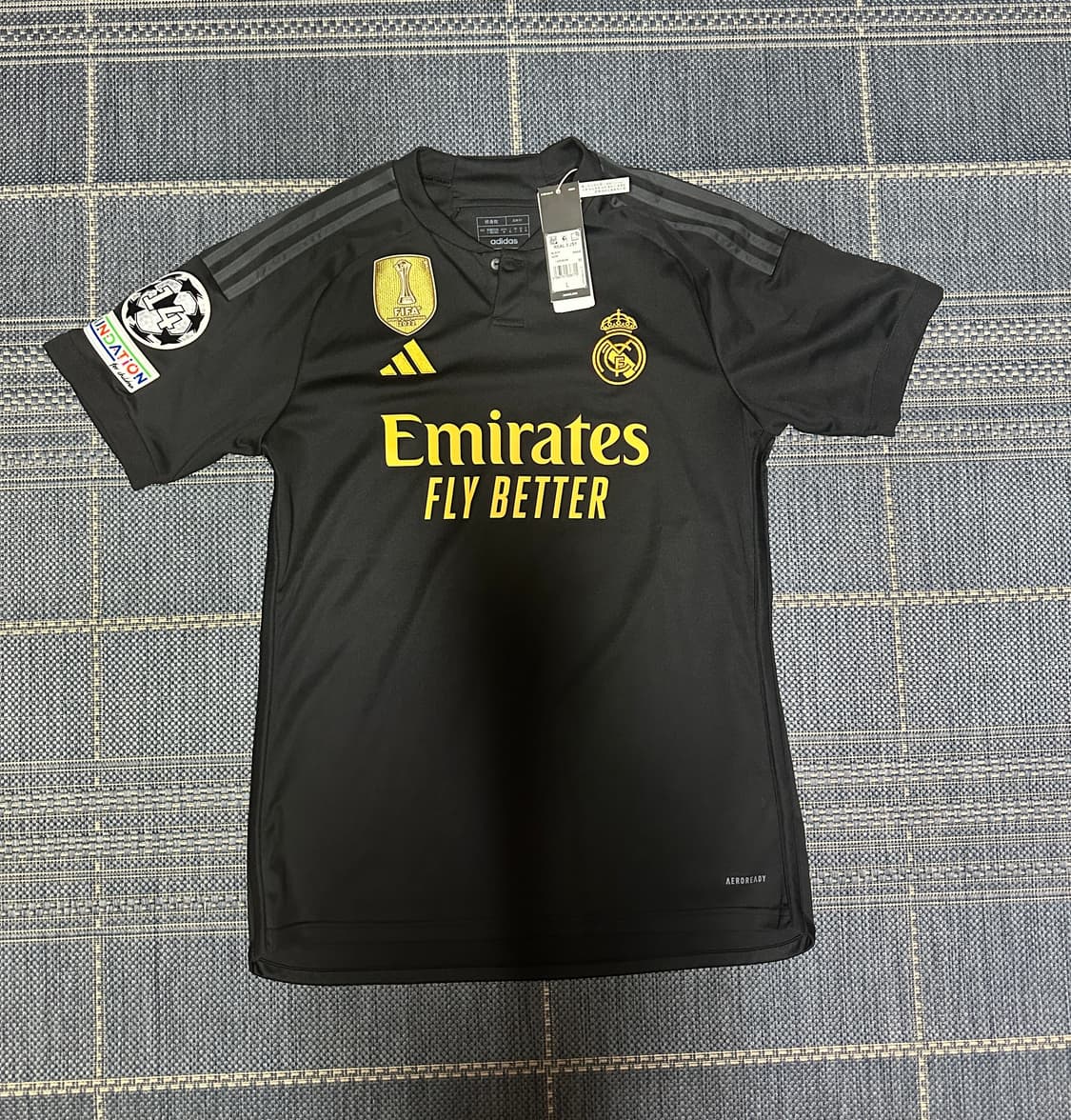 23-24 레알 마드리드 써드 발베르데 유니폼 상품이미지2