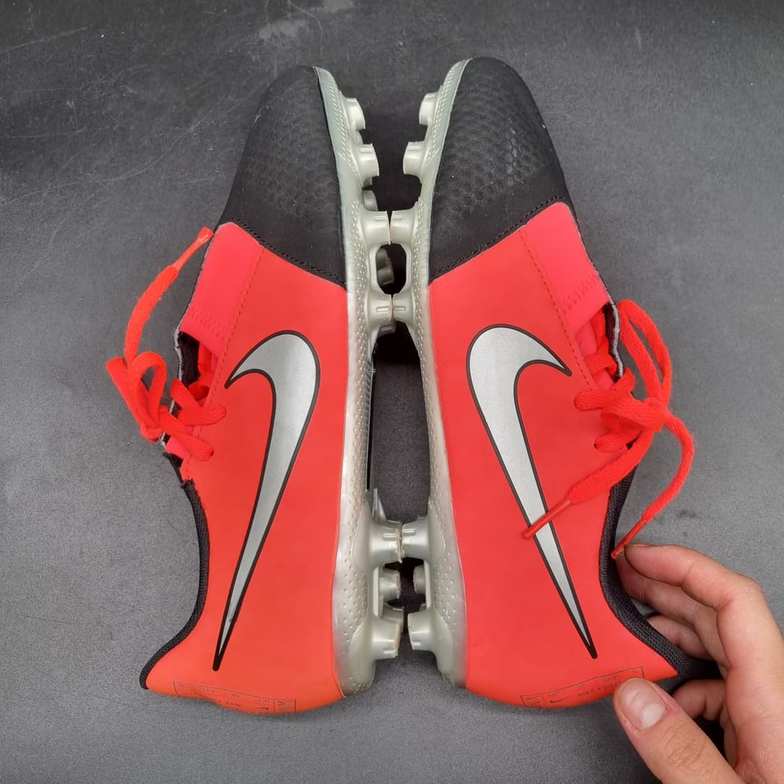 나이키 팬텀 베놈 축구화 240 상품이미지5