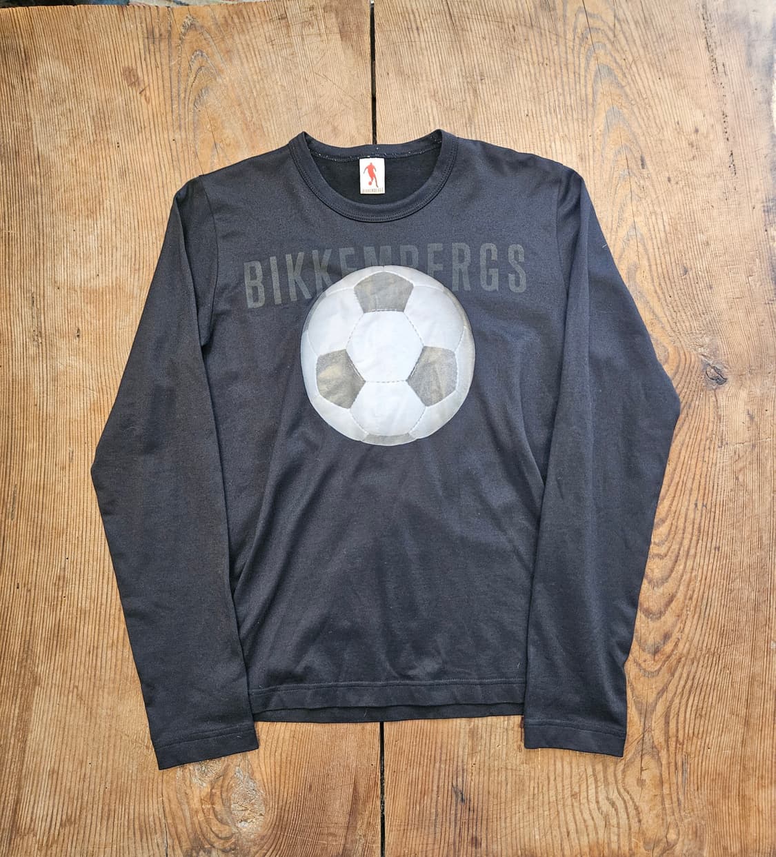 비켐버그 롱슬리브 티셔츠 상품이미지1