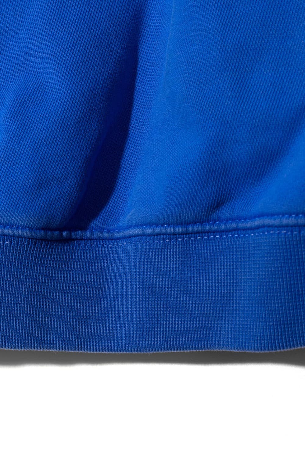 블랙아웃 스웻셔츠 상품이미지3