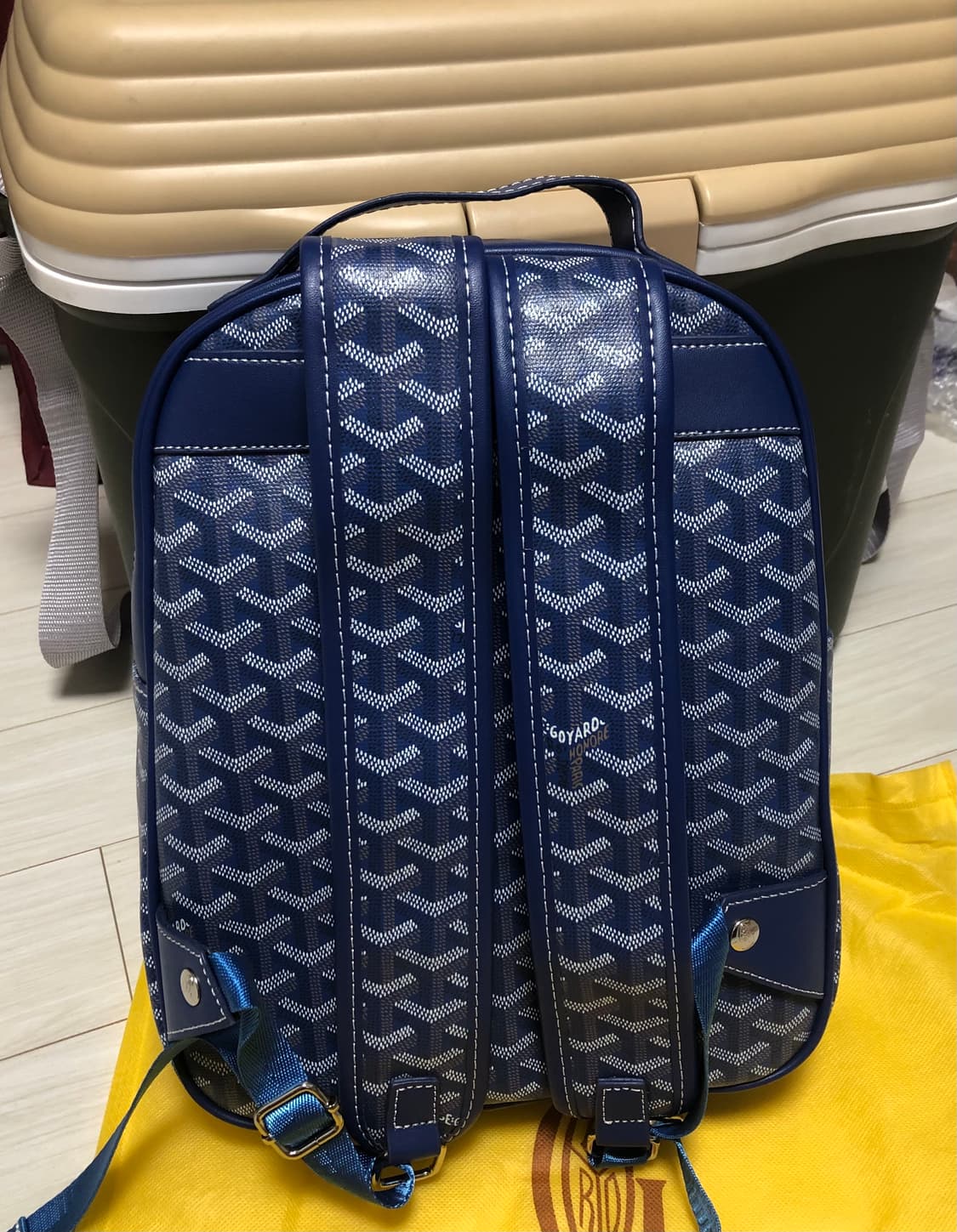 고야드미니백팩 상품이미지2