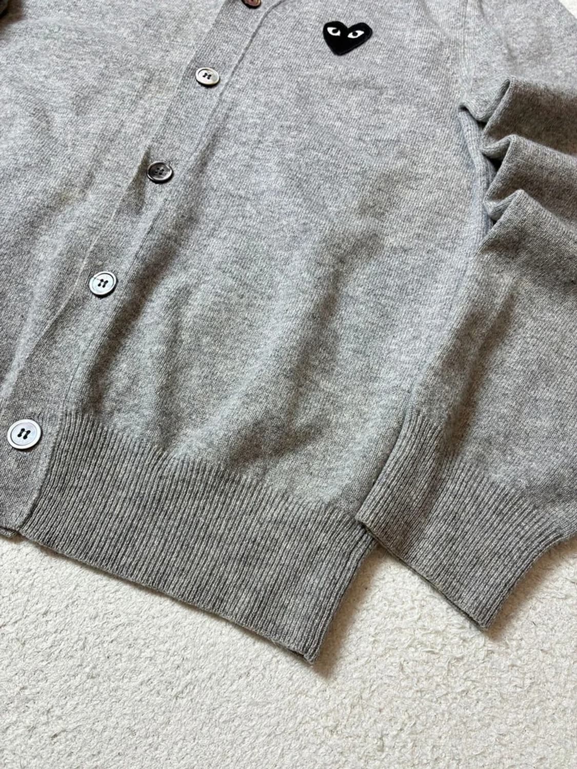 꼼데가르송 하트 로고 니트 가디건 PN7257 상품이미지4