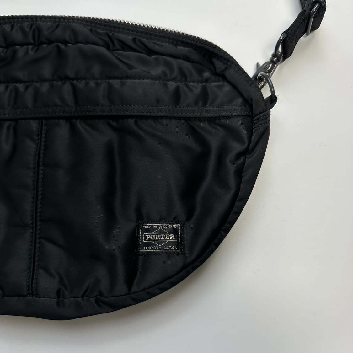 PORTER TANKER SHOULDER BAG 포터 탱커 숄더백 상품이미지2