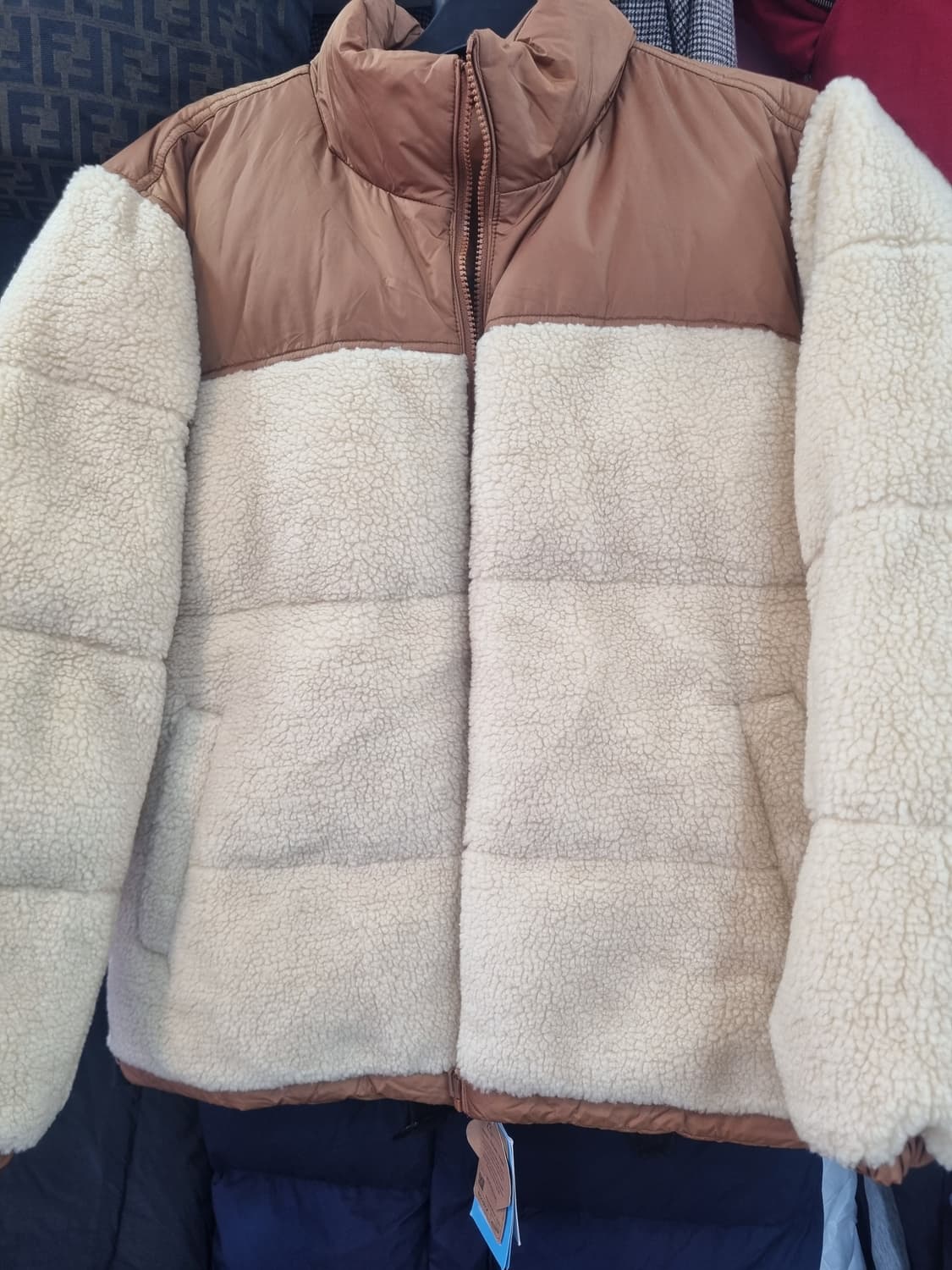 카카오메이커스 브라운 숏패딩 L 상품이미지1