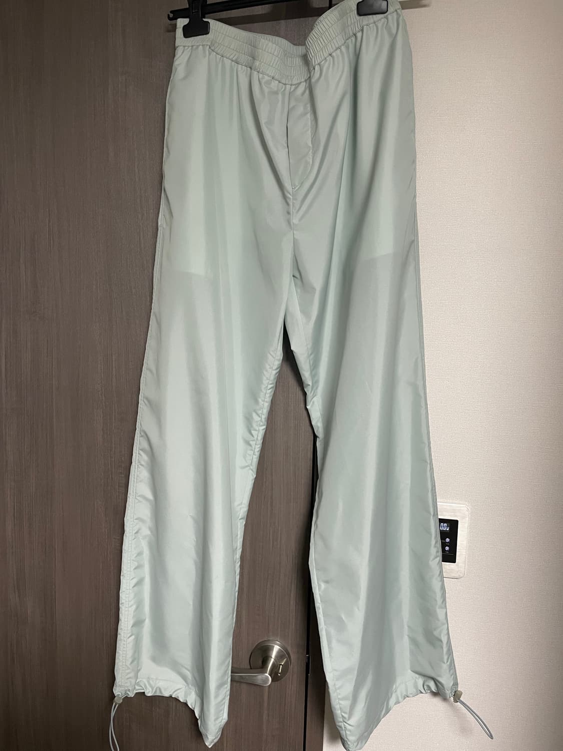 디올 남성 민트 트랙 팬츠 상품이미지1