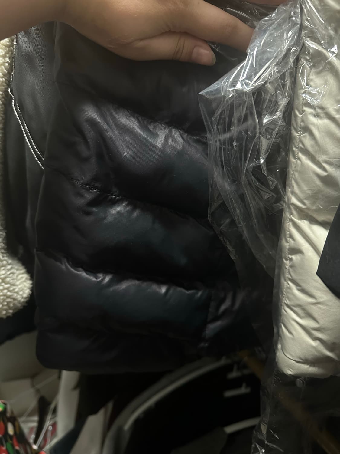오와이OY 커브드 지퍼 라이트웨어 푸퍼 경량패딩 상품이미지2