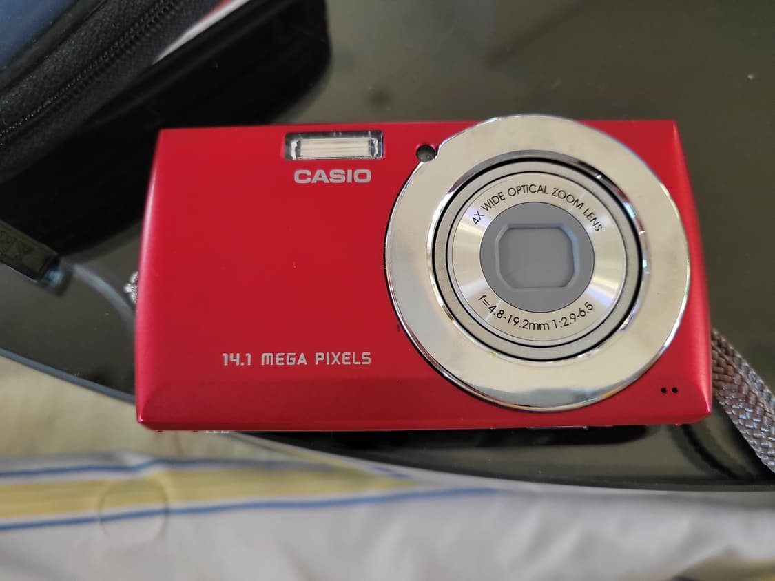 Casio QV-R100  디지털카메라 새제품같은 중고 상품이미지5