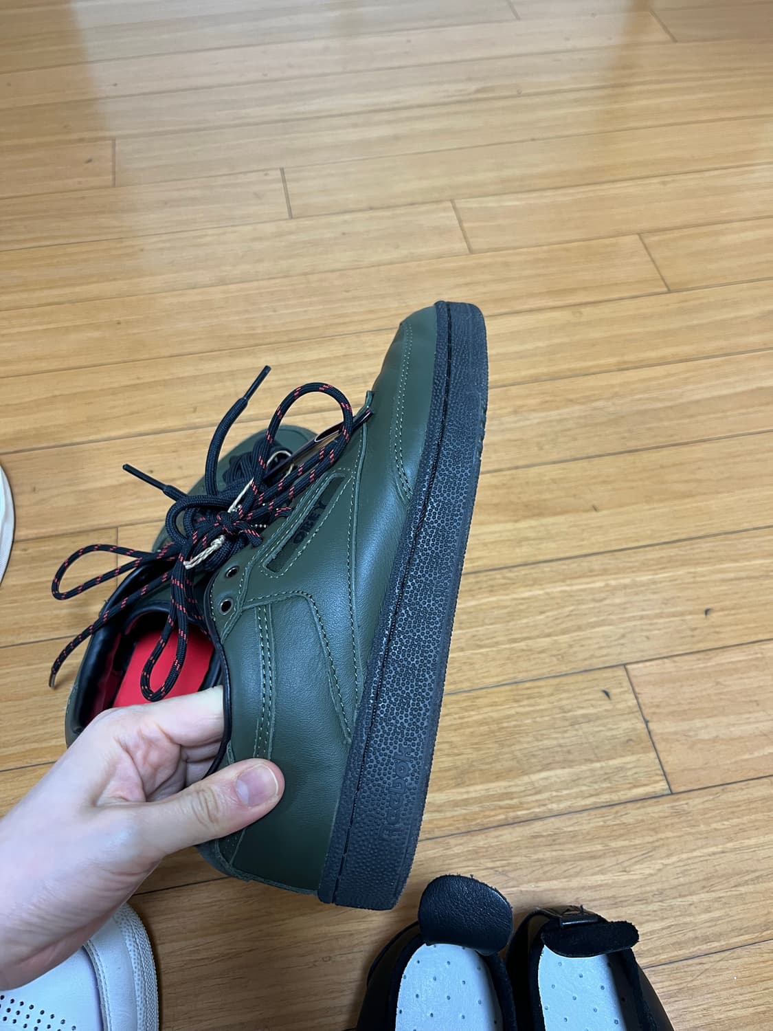 리복 x 오베이 클럽씨 240 상품이미지5