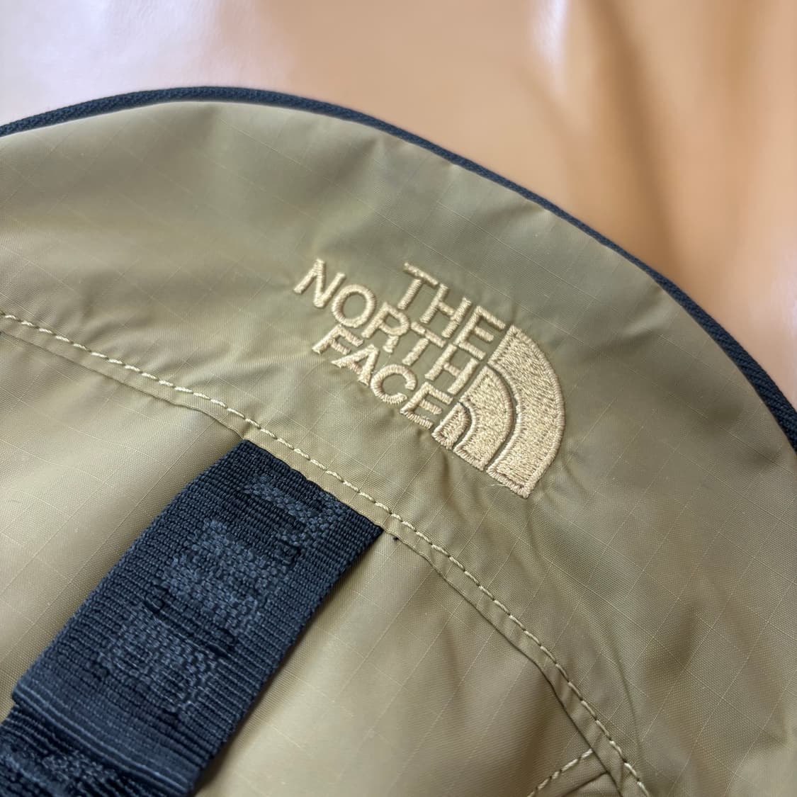 나나미카 노스페이스 퍼플라벨 샤코슈 크로스백 가방 상품이미지2