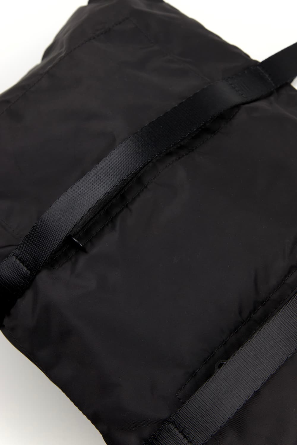  Amiacalva 카리 리사이클 폴리 토트백 블랙 상품이미지3