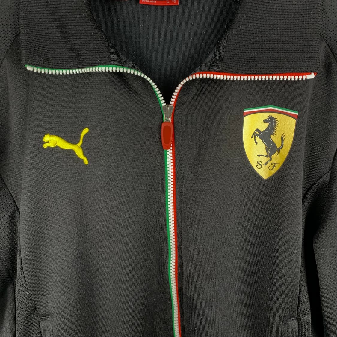 푸마 페라리 블랙 트랙 져지 상품이미지4