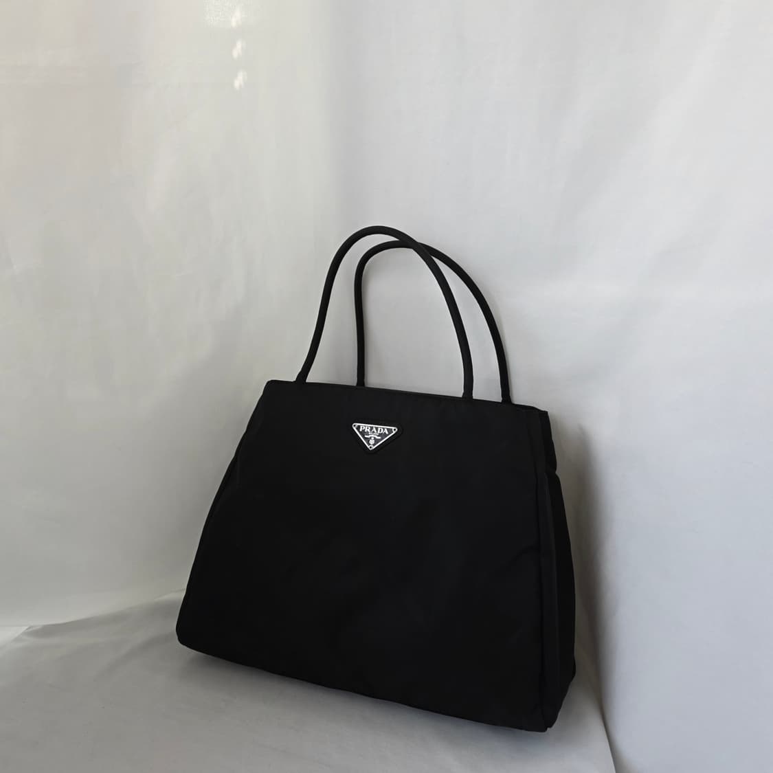 [정품 PRADA] 프라다 포코노 나일론 토트백 상품이미지9