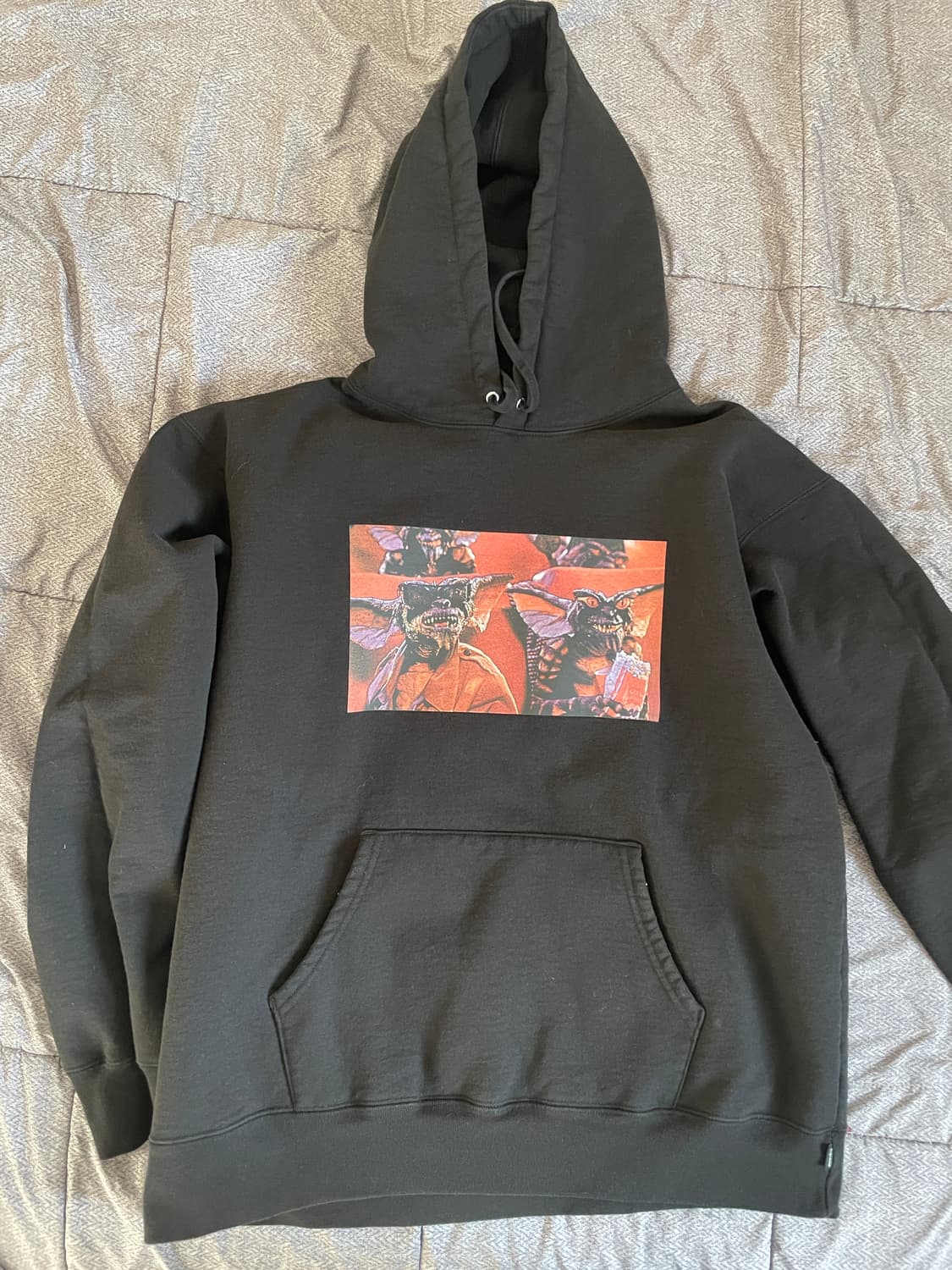 슈프림 그렘린 후드티 블랙 상품이미지2