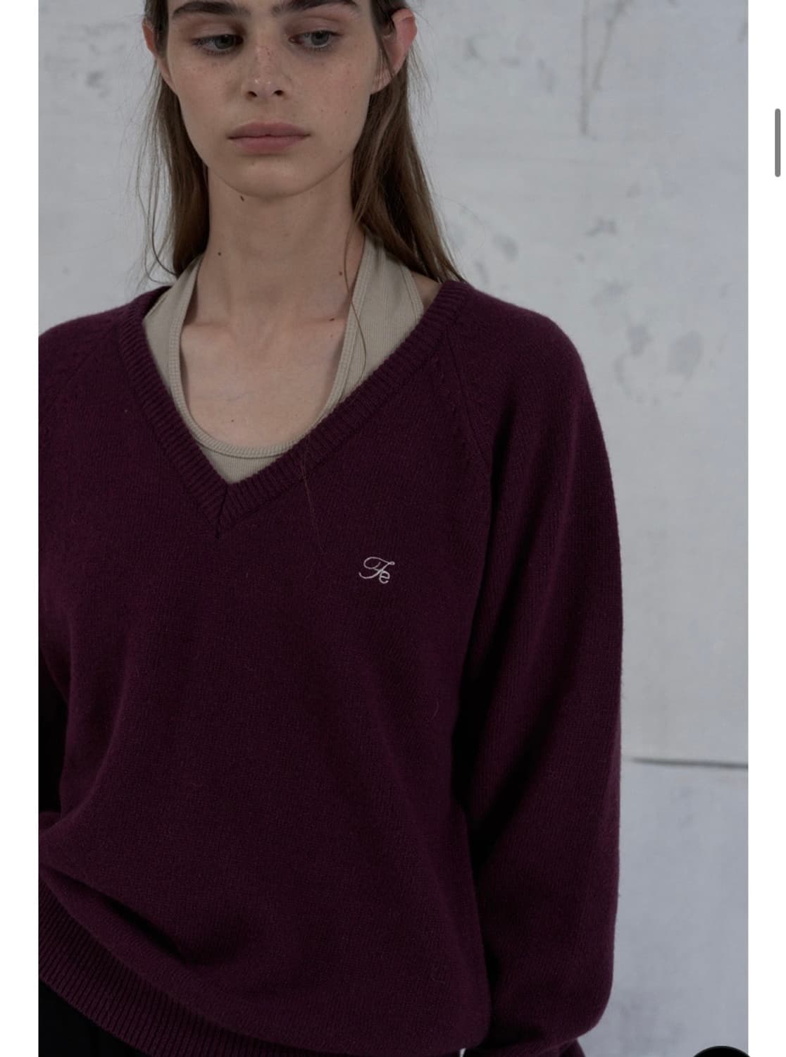 포에토 마일드 캐시미어 브이넥 니트 그레이프 상품이미지3