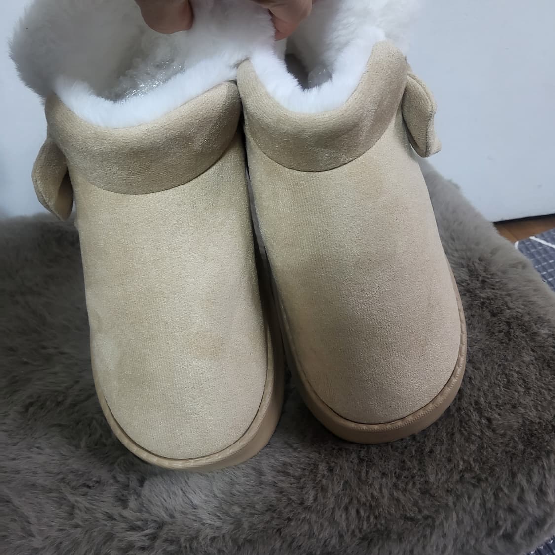 새상품 털 부츠 퍼 어그 스타일 부츠 너무 귀욤  235 240 상품이미지3