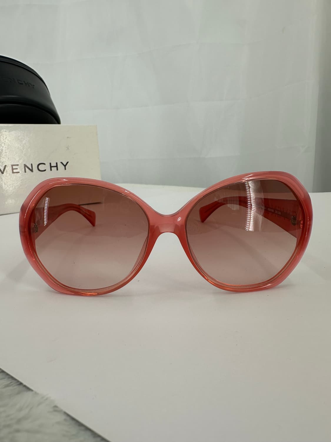 [새상품 무료배송] 정품 지방시 Made in Italy 선글라스 상품이미지2