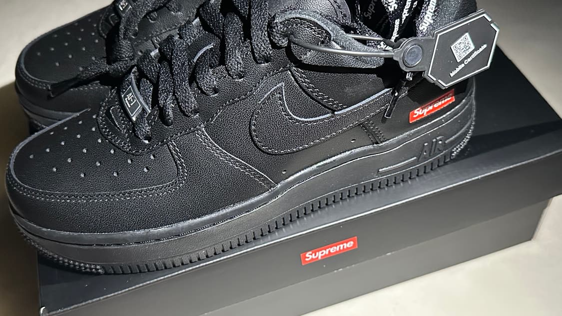 슈프림 나이키 에어포스 235 슈포스 블랙 중고 상품이미지1