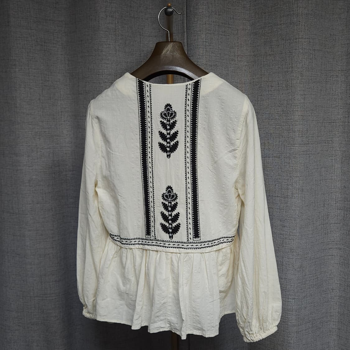 M ) 자라 여성 에스닉 자수 블라우스 상품이미지4