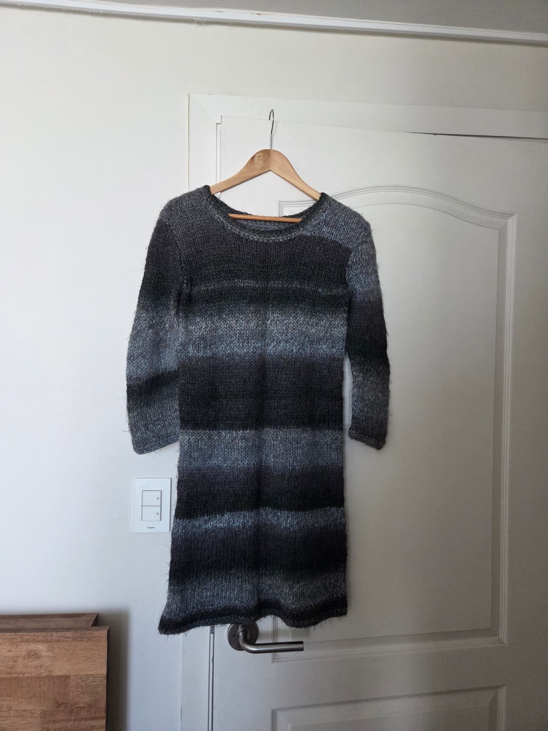 그레이 회색 그라데이션 니트 원피스 상품이미지1