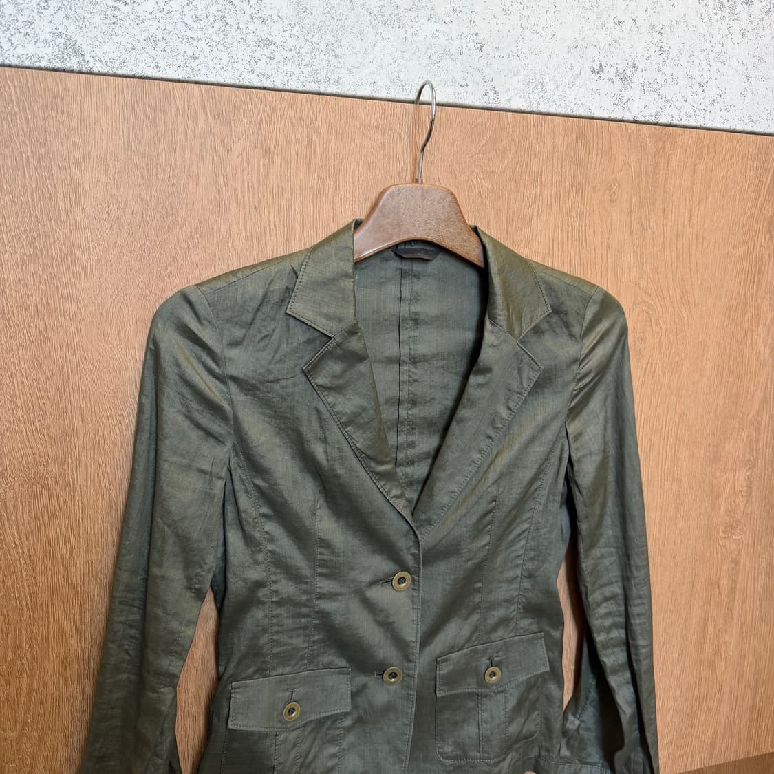 빈티지 테일러드 자켓 투 버튼 플랩 포켓 디테일 슬림핏 카키 상품이미지3