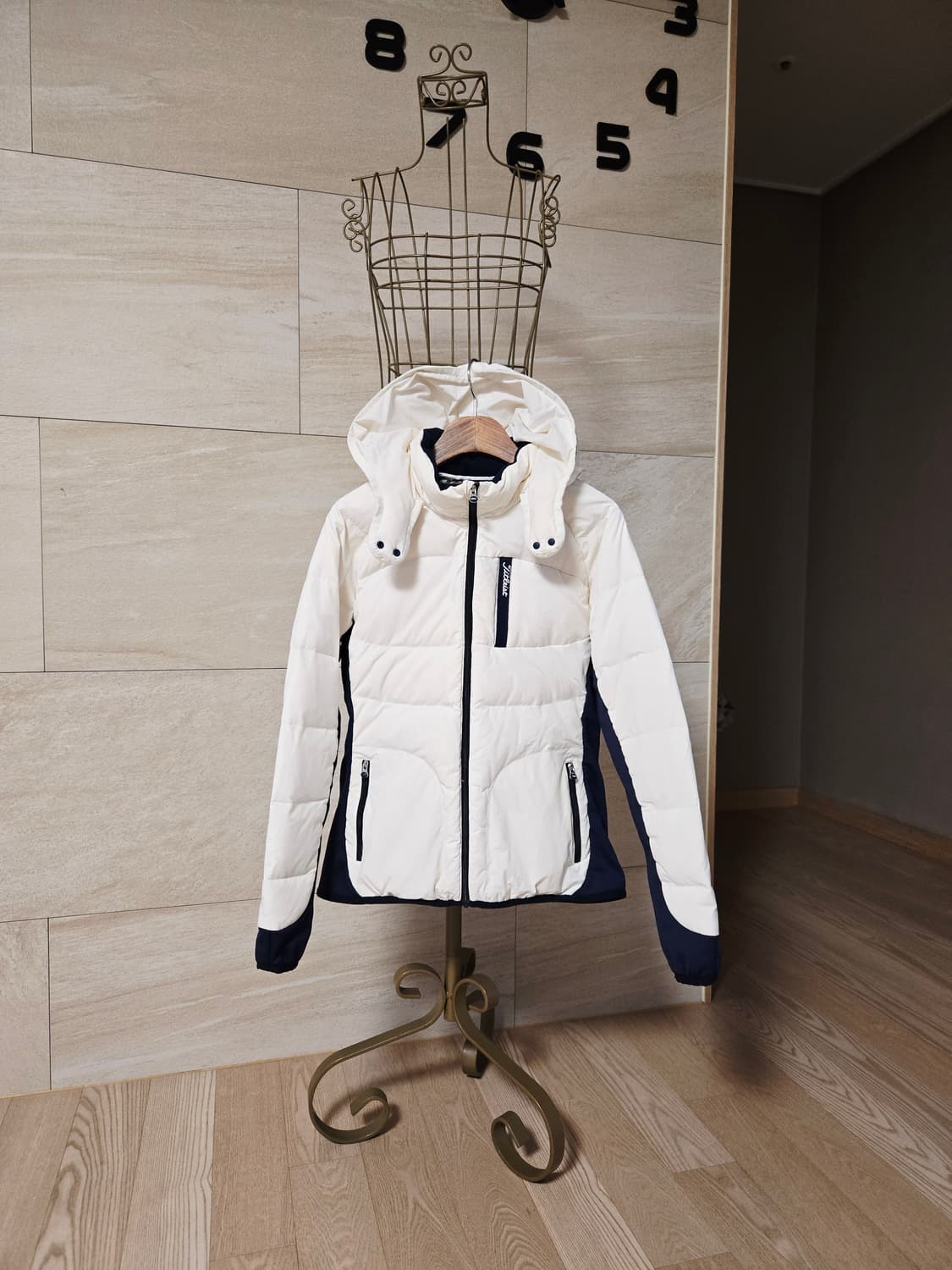 [m] 타이틀리스트 여성 골프 구스 패딩 상품이미지1