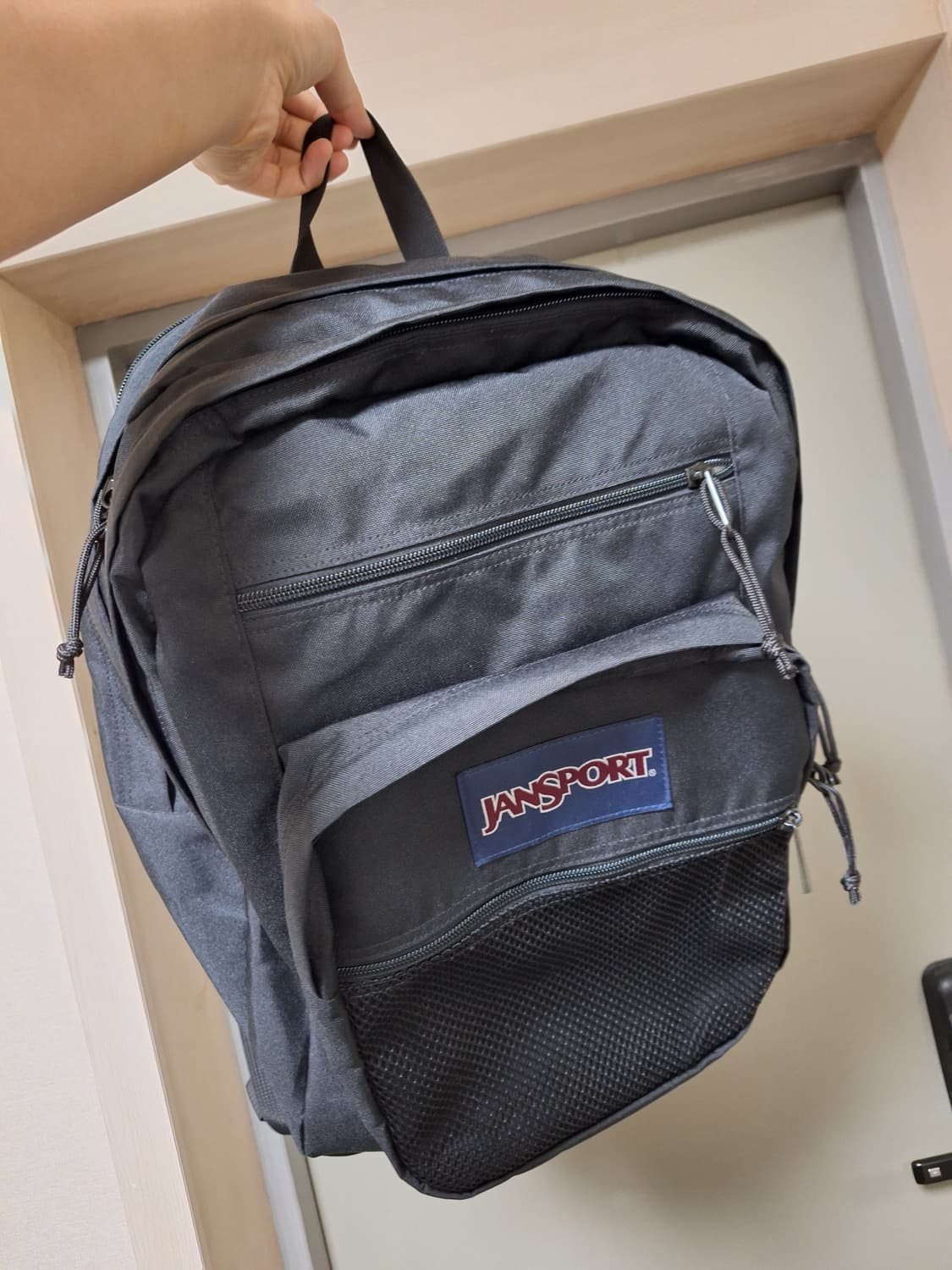 잔스포츠 빅캠퍼스 백팩 판매합니다 상품이미지3