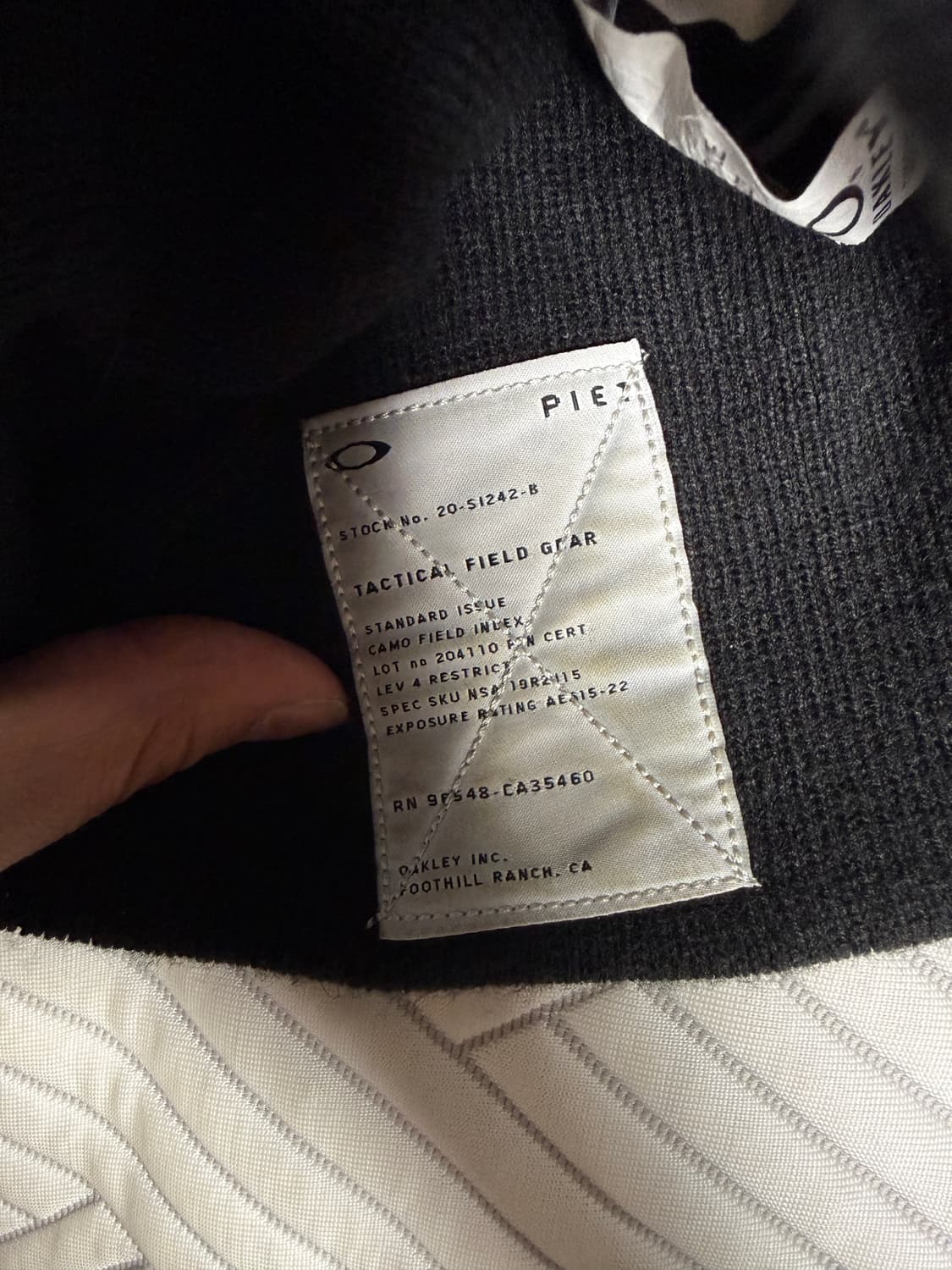 오클리 피에트 스태틱 비니 블랙 상품이미지3