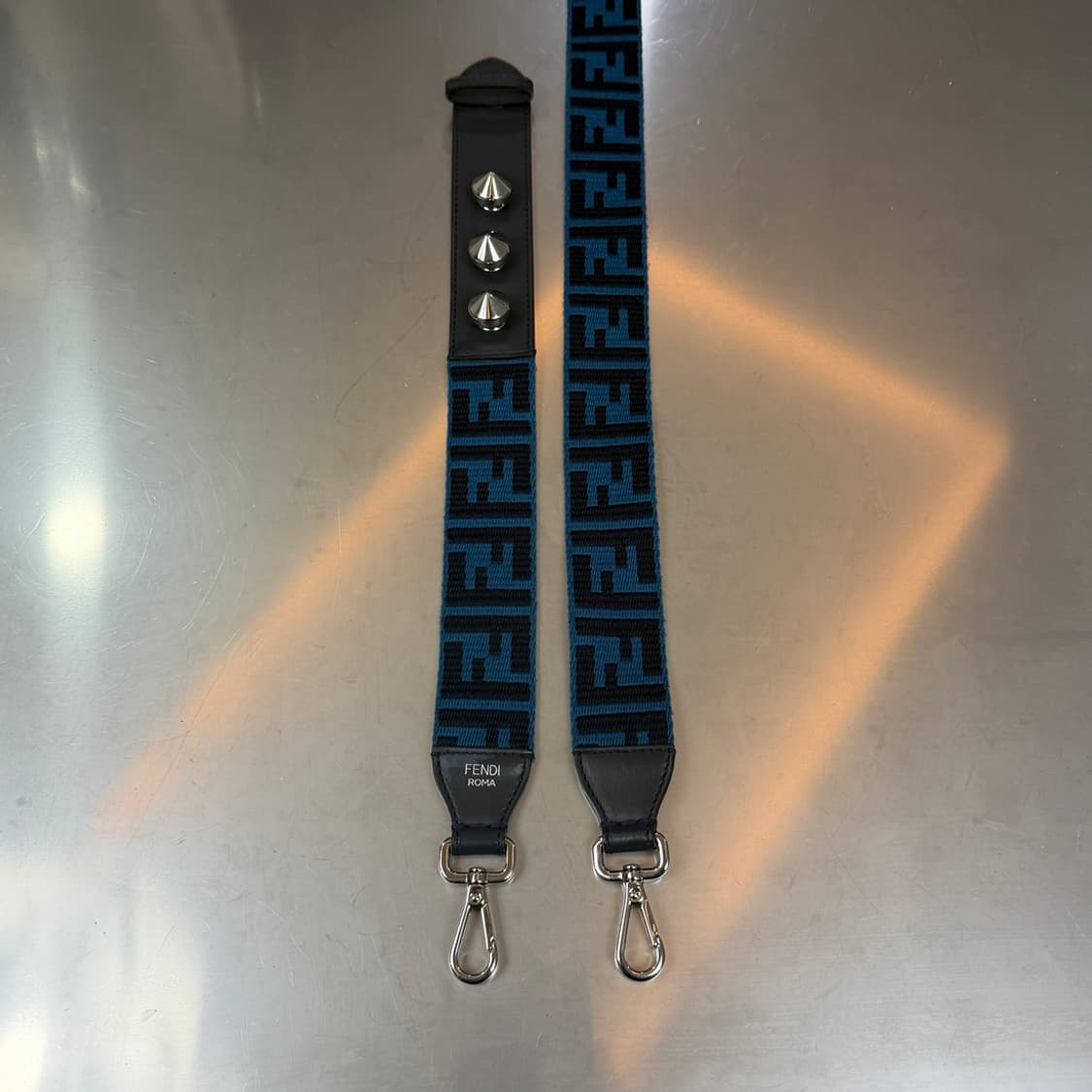 [리오브] 펜디 FF 패브릭 스트랩 유 스터드 스트랩 상품이미지2