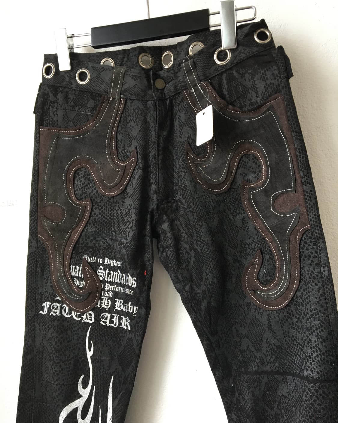 Python pattern tribal trimming pants 상품이미지3
