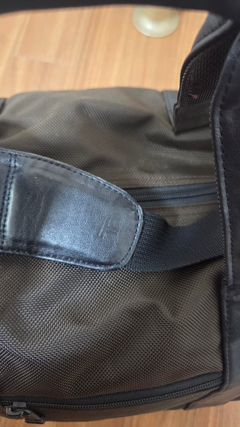 투미 사첼 보스턴백  상품이미지4