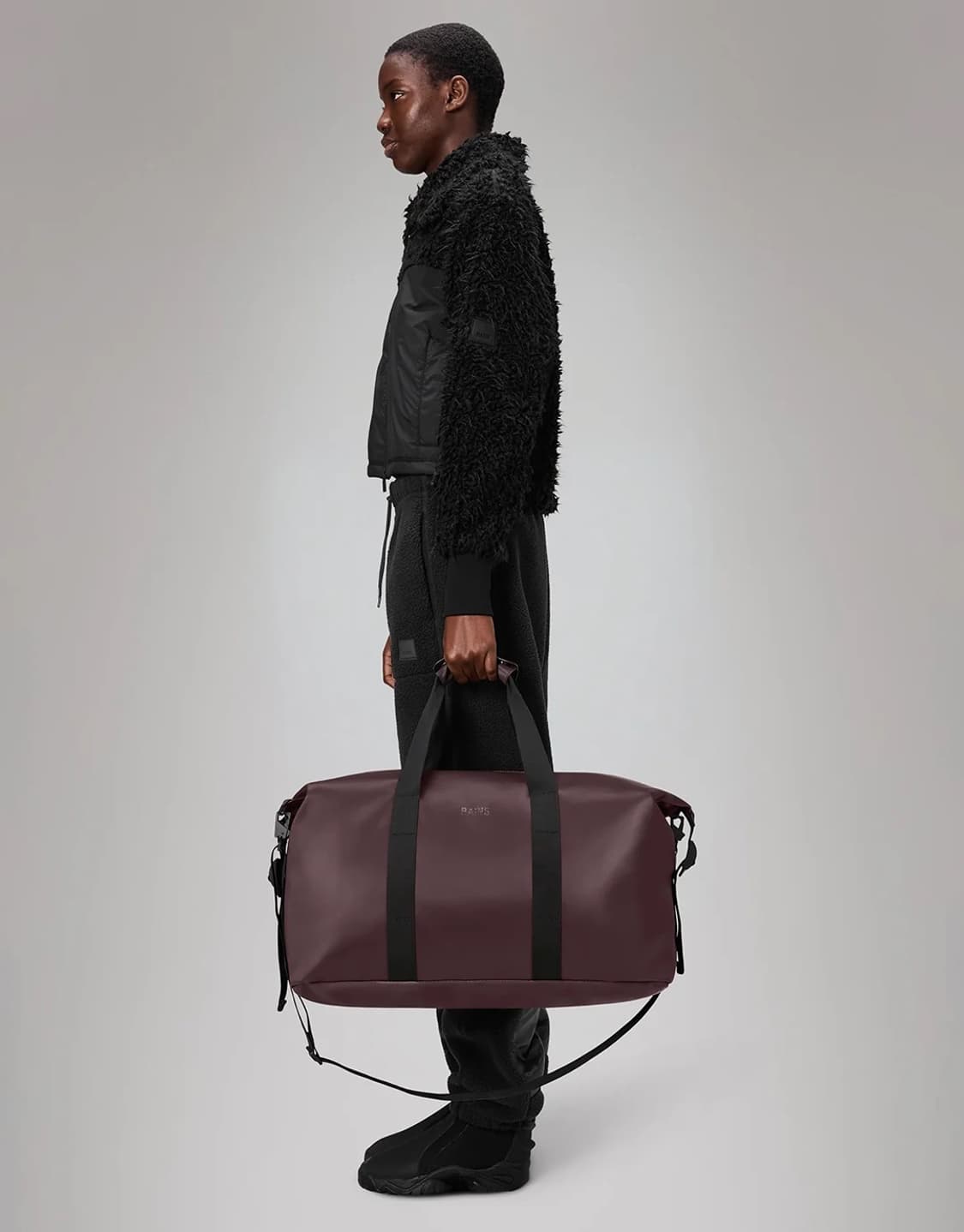 RAINS Hilo Weekend Bag 버건디 상품이미지1