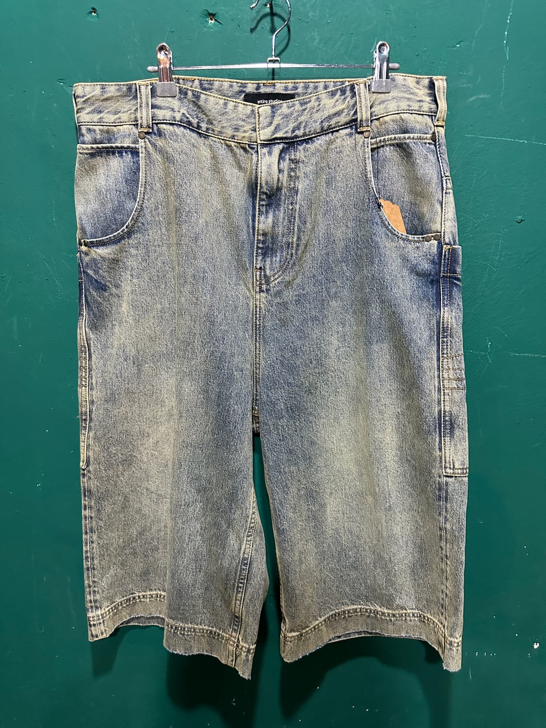 엔타이어 스튜디오 버뮤다팬츠 L 상품이미지1