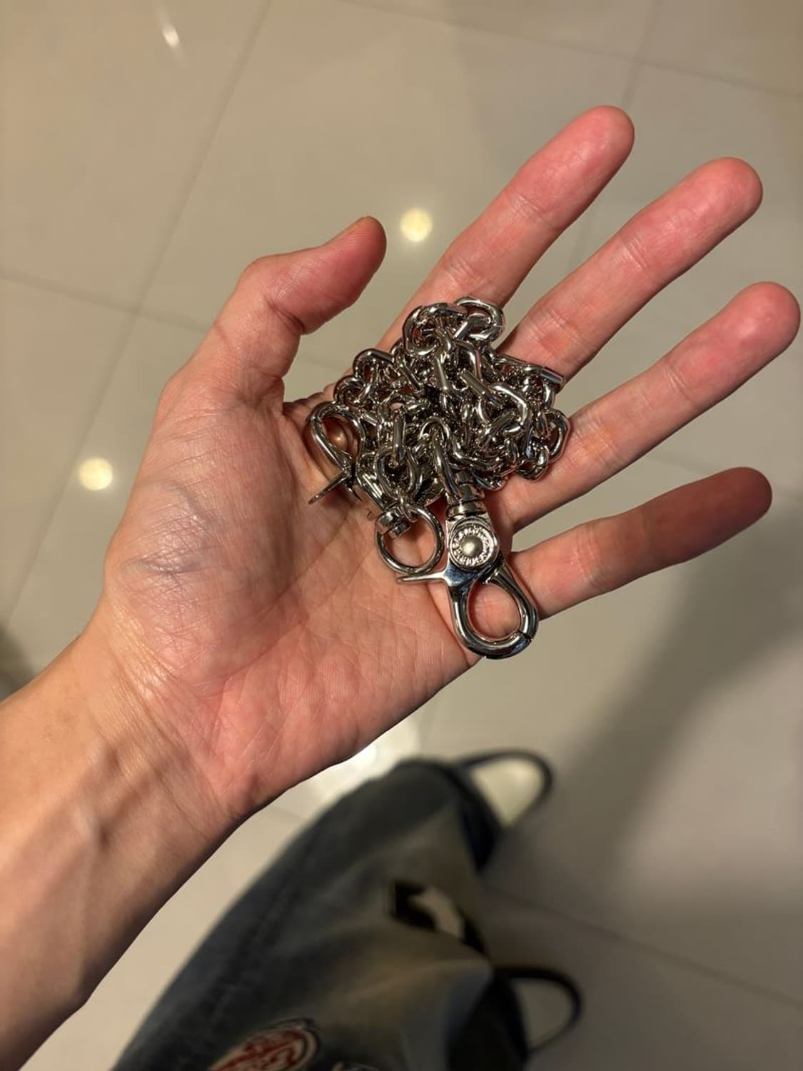 ON SKULL CHAIN 해골 사슬을 맨 여자 상품이미지4