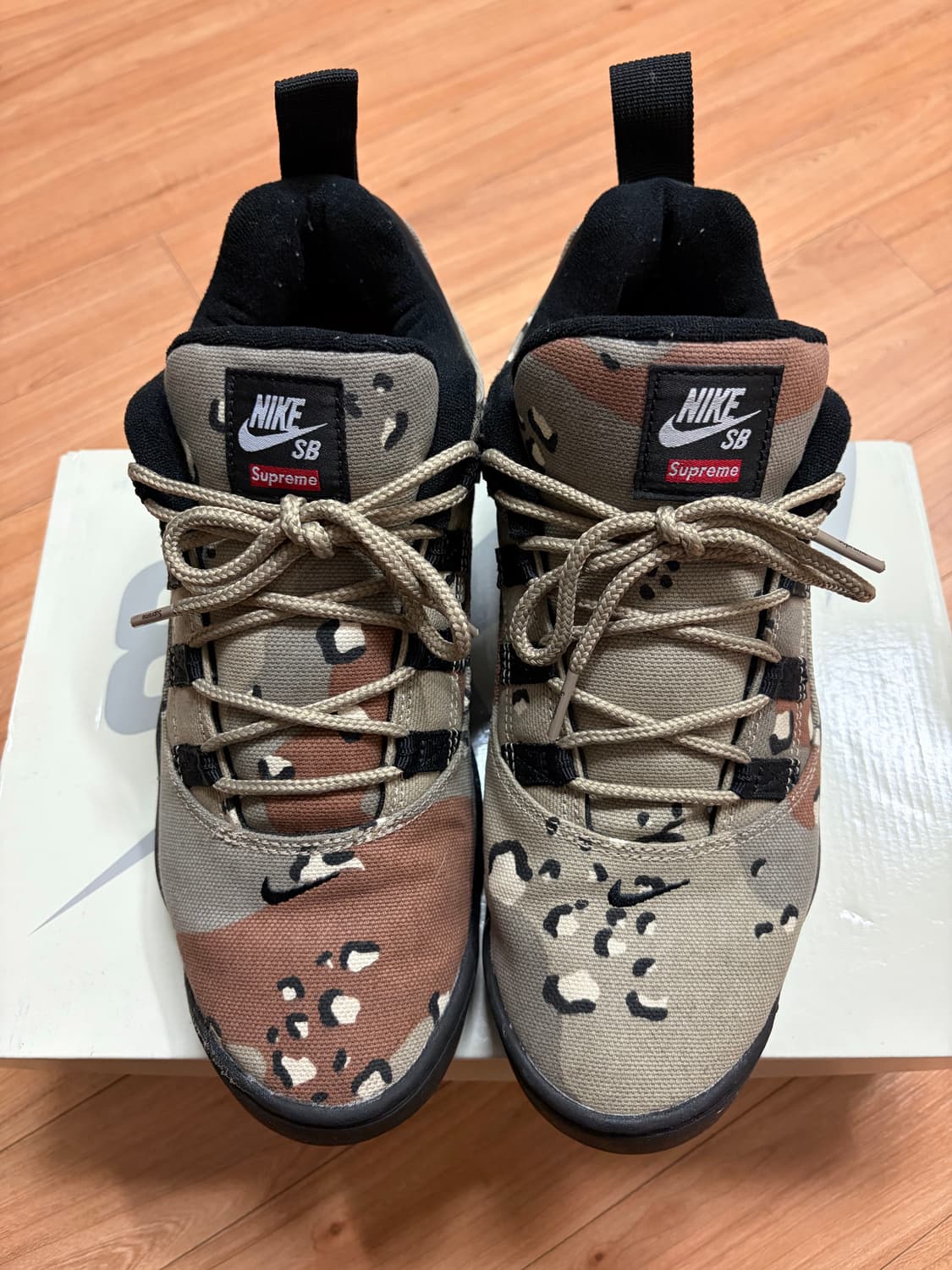 [285] 나이키 x 슈프림 SB 다윈 로우 데저트 카모 상품이미지2
