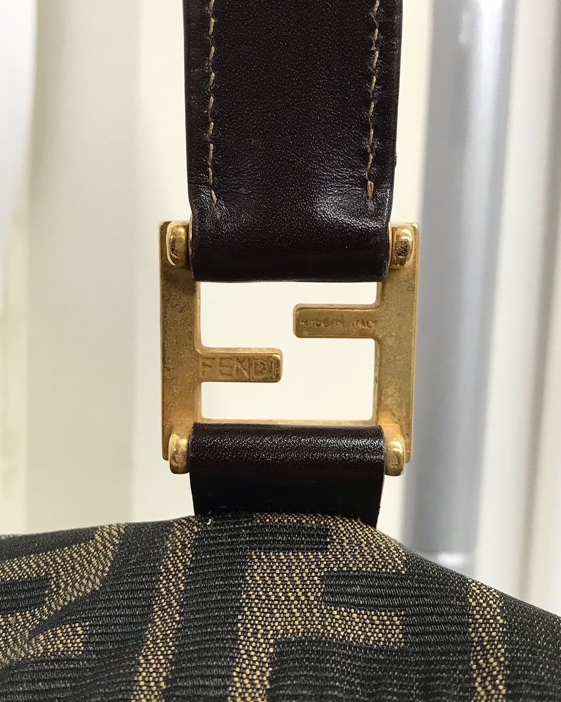 펜디 금장 주카 토트백 가방 상품이미지7